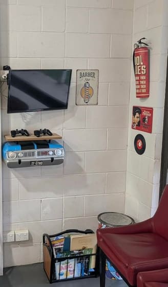 The Only Barber Shop In Moranbah Must Be Sold!