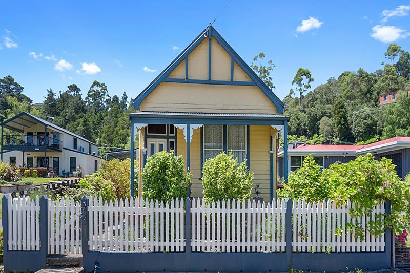 Fully Furnished 2Bdr Home Ideal BnB offers over $295,000 Fully Furnished 2Bdr Home Ideal BnB offers over $295,000