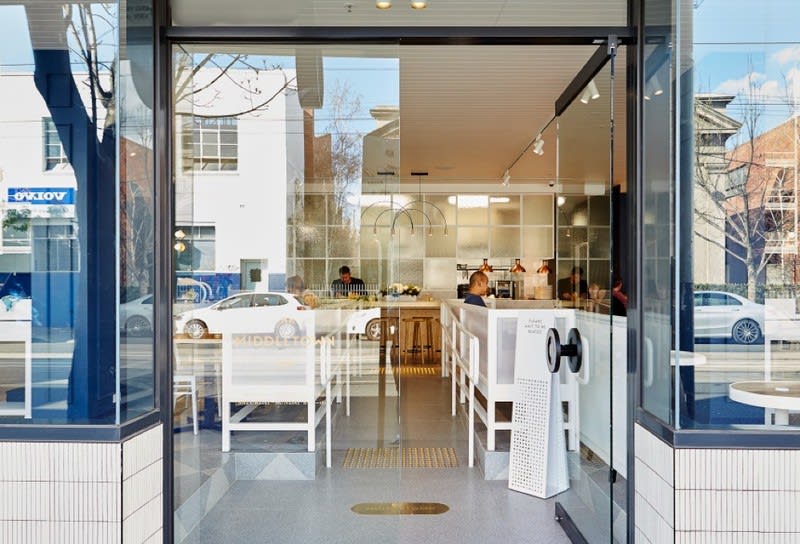 Stylish Café in Prahran, High-End Fit-Out in Prime Location! (Our Ref: V2100) Stylish Café in Prahran, High-End Fit-Out in Prime Location! (Our Ref: V2100)