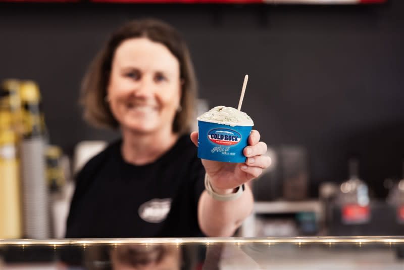 Mobile Ice Cream Van - Cold Rock Opportunity