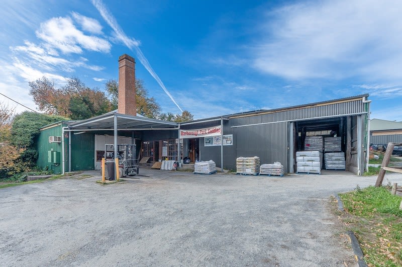 Marlborough Park Saddlery & Fodder Marlborough Park Saddlery & Fodder