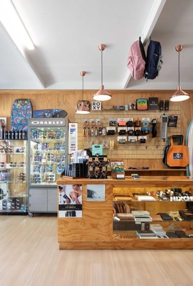 East Coast Surf St Helens Retailer Extraordinaire Grand Opportunity Only $89,000+sav