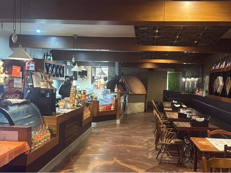 Pizza Restaurant - Bald Hills For Sale $100,000 Plus Sav