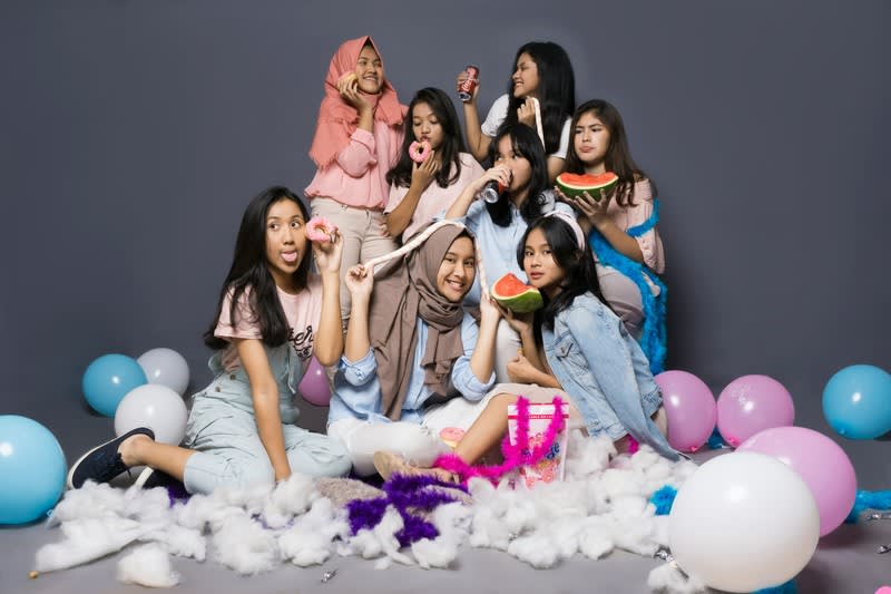 Premium Self-Photo Studio Business  Under Management [2607281]