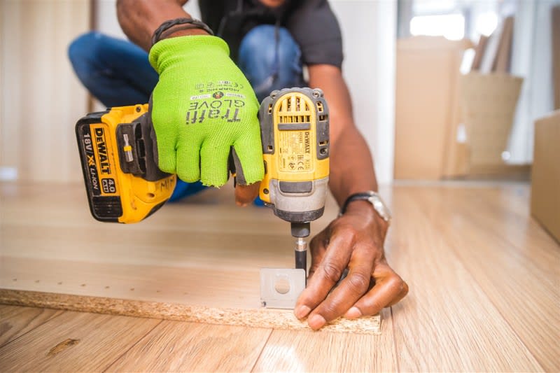 Brisbane Flooring Supply & Install, 2 Showrooms | $243K Adjusted Net Profit