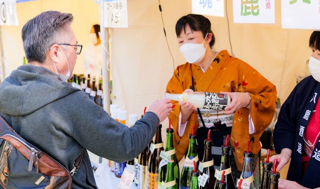 "Kakuuchi" (Standing Bar) Festival