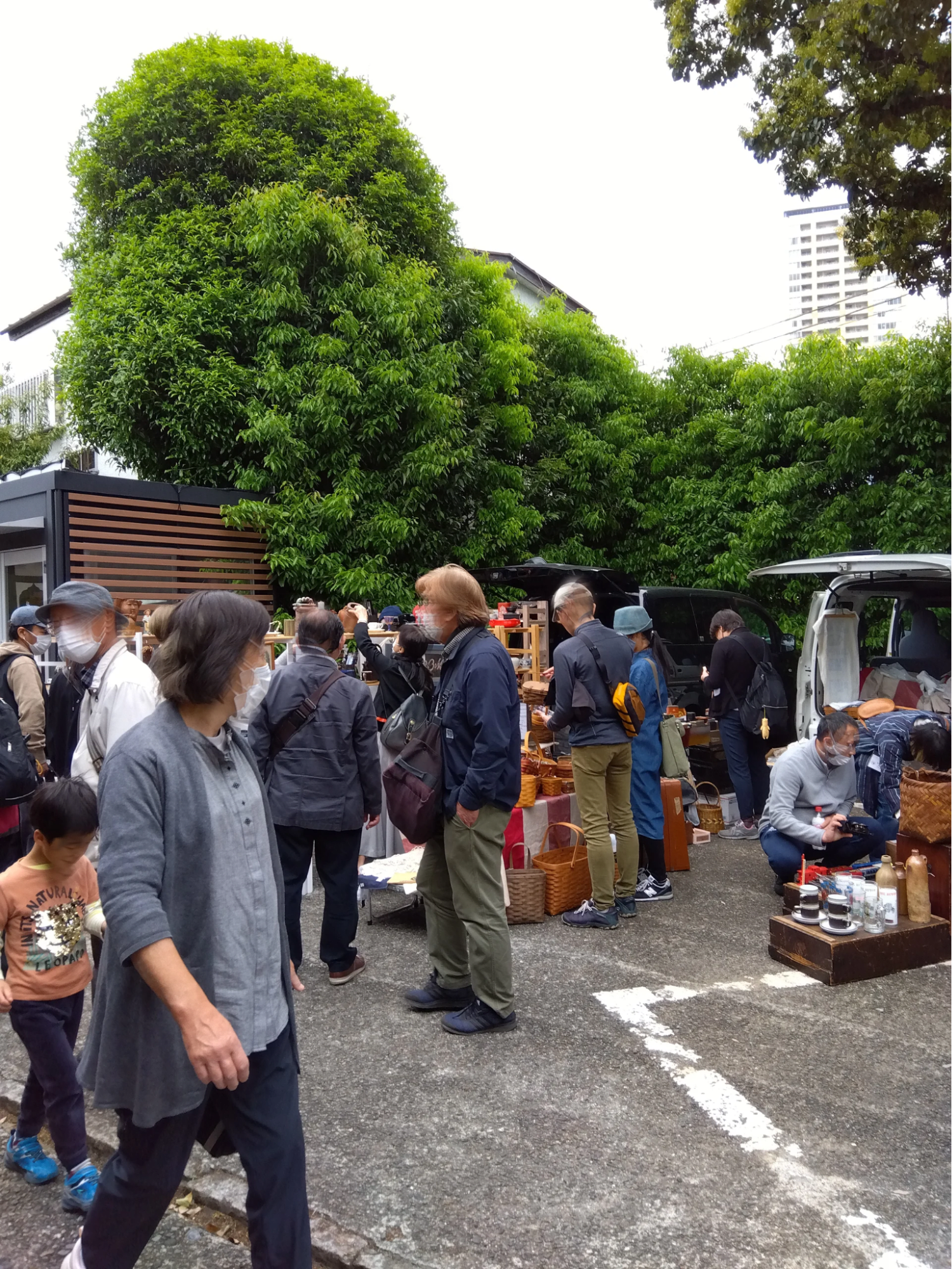 "Yanaka Antique Market"
