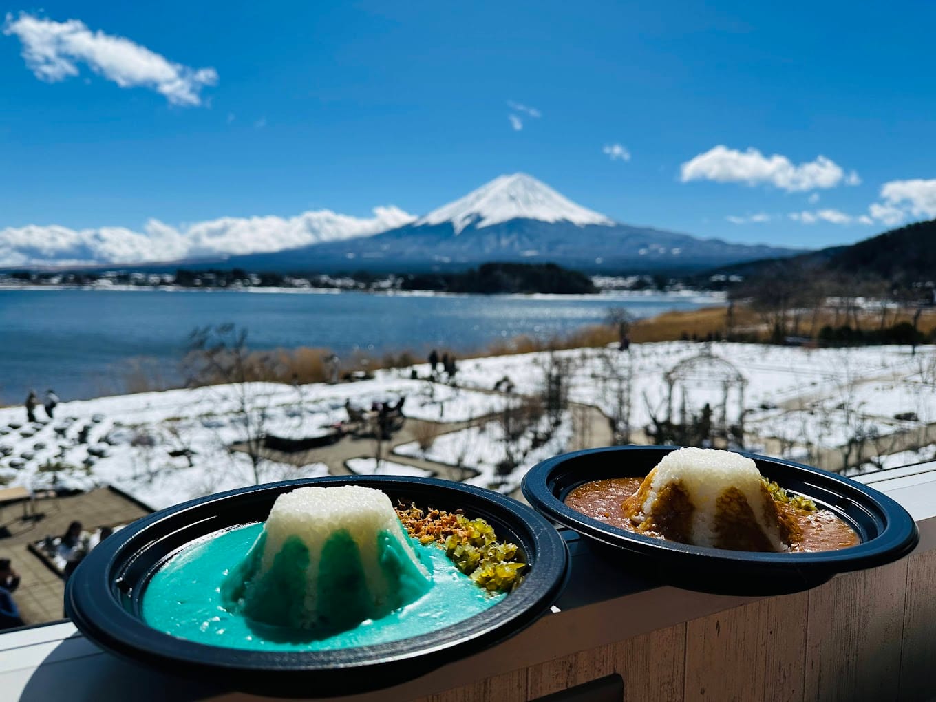 CAFE "With a view of Mt Fuji"