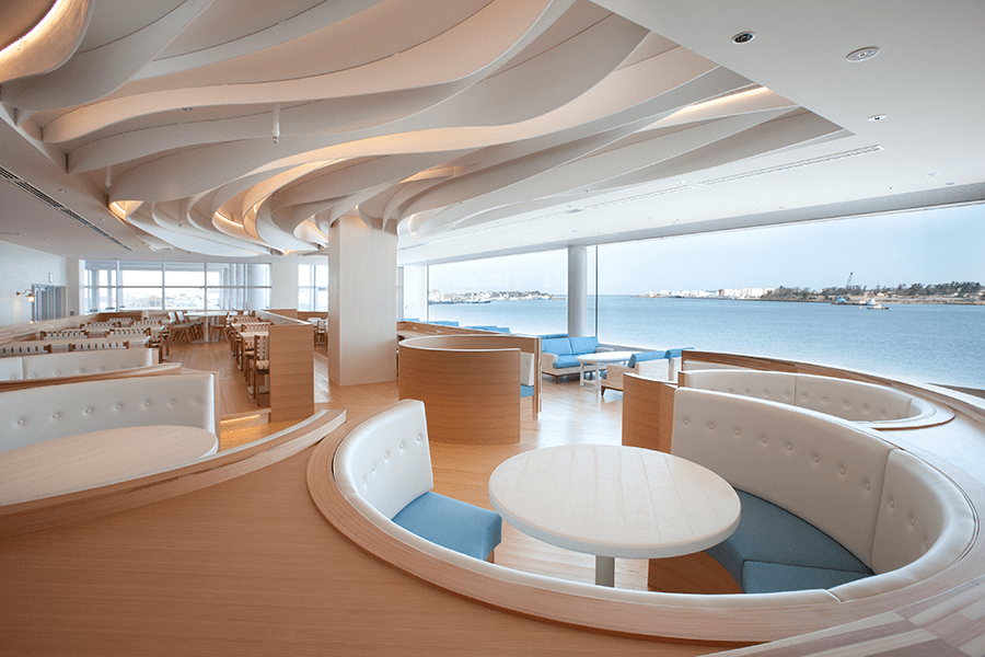 Sea Restaurant BAY ARCE