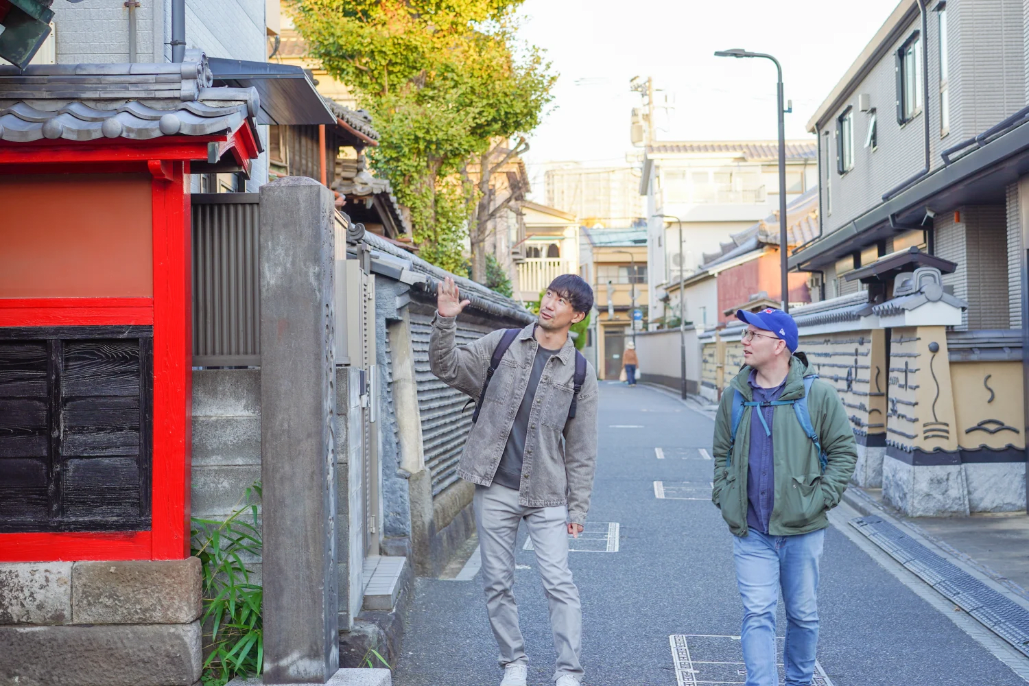  A Tour Guided by Experts Who Know the Yanaka Area Inside Out