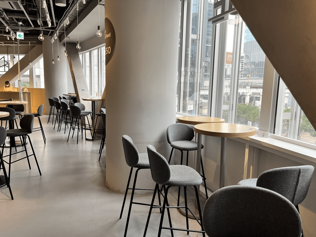 SHIBUYA TSUTAYA SHARE LOUNGE