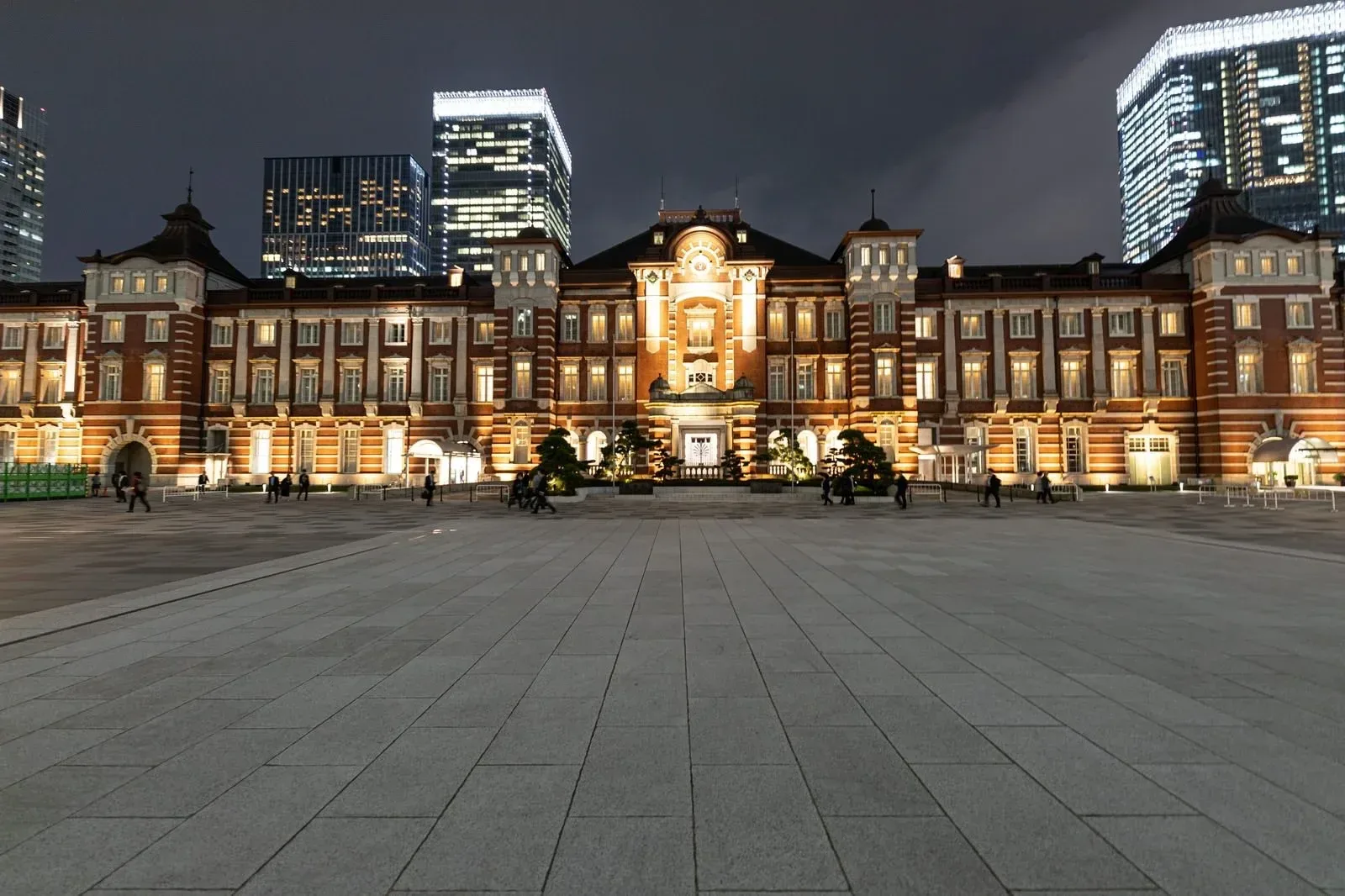 Around Tokyo Station