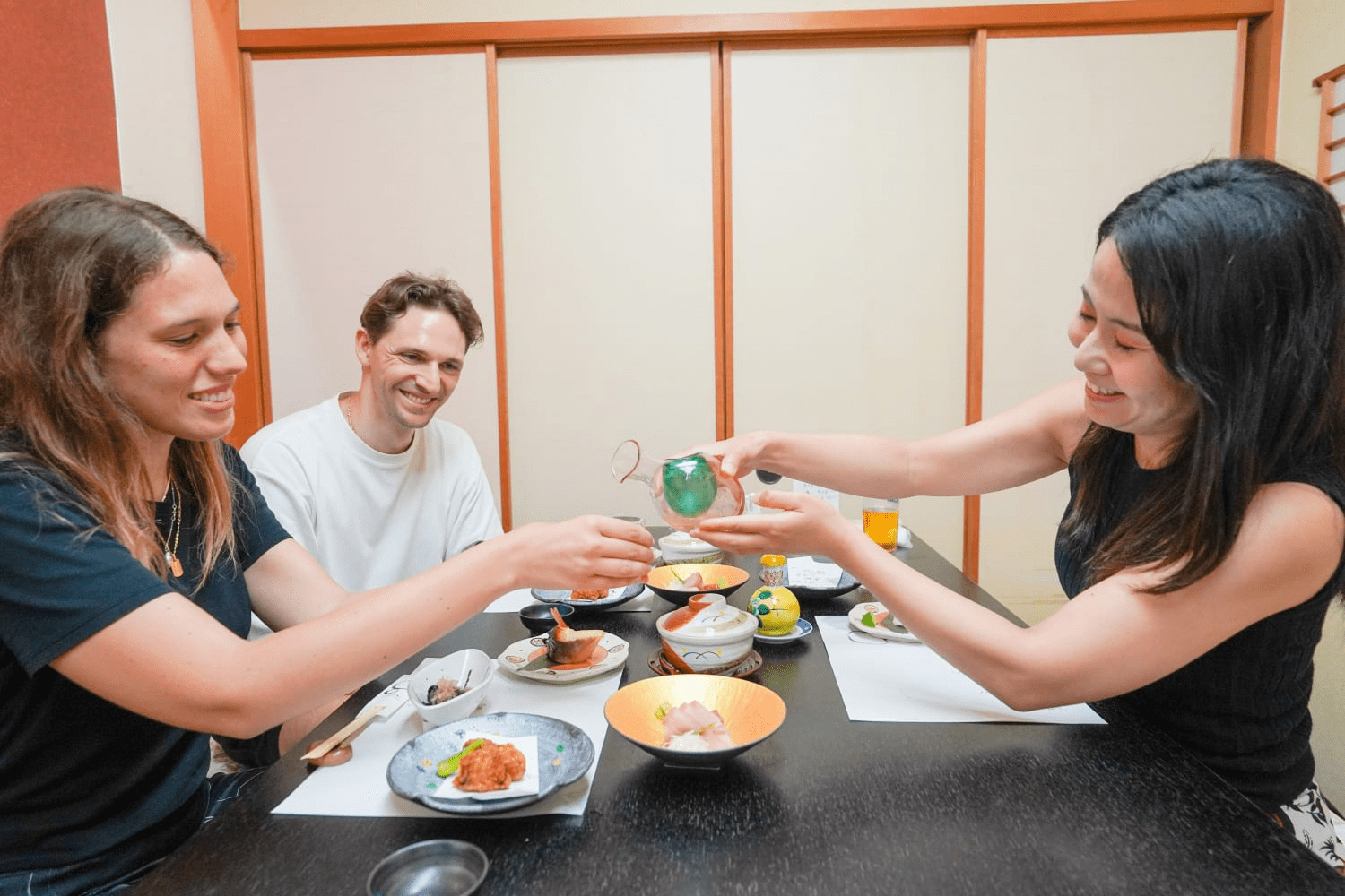 When you come to Kanazawa, enjoy exquisite cuisine at a restaurant loved by locals!