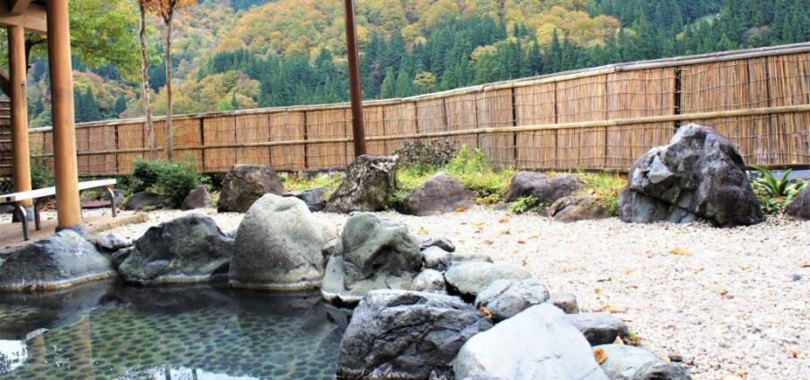 Gokayama Onsen Gokasansou
