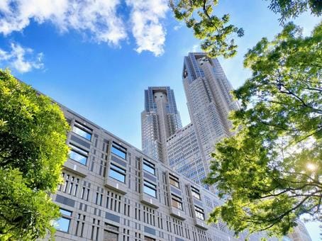 11 Must-Visit Attractions in Shinjuku 2025 w/map