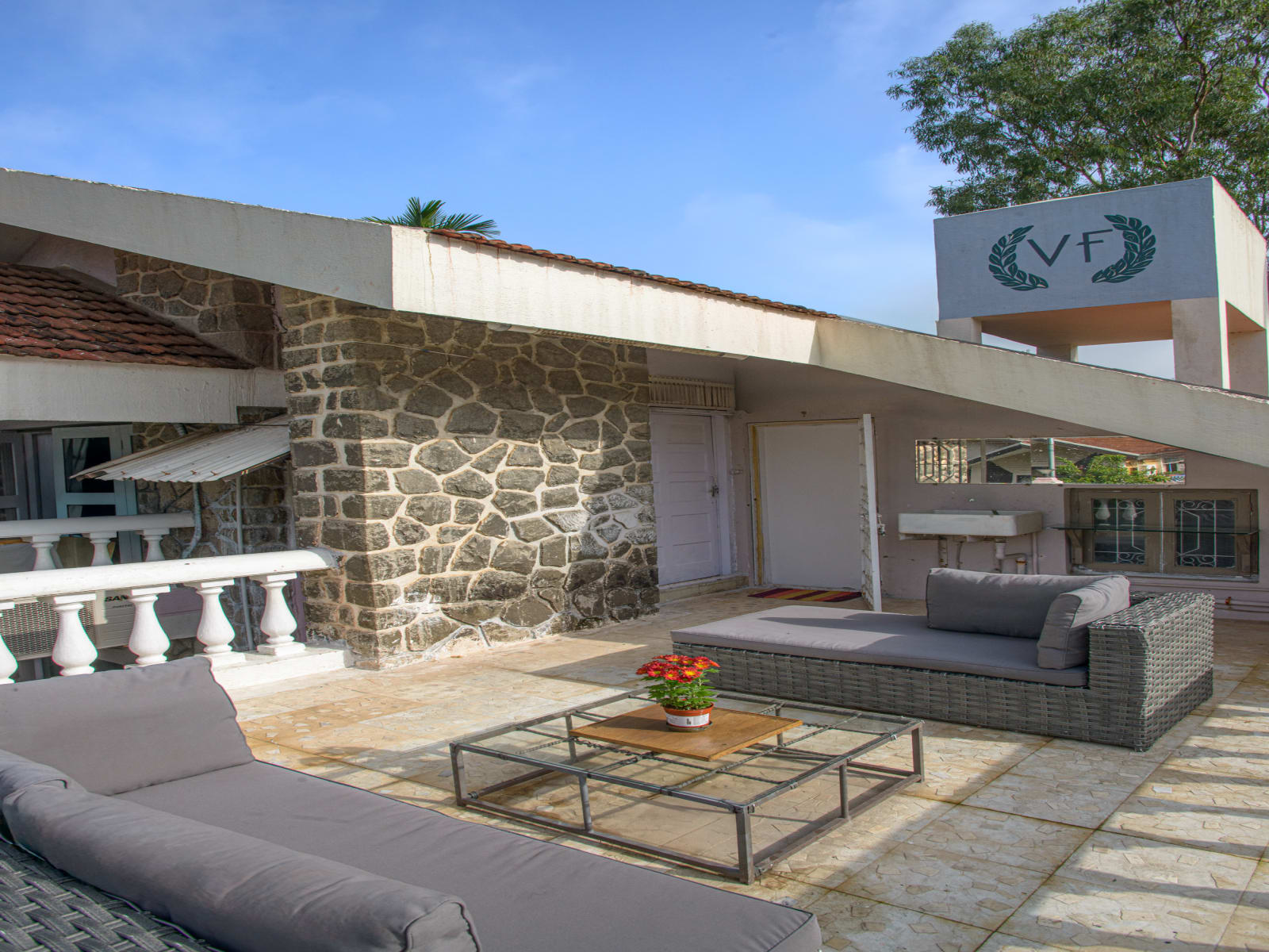 Terrace Sit-Out – Breathe In the Serenity