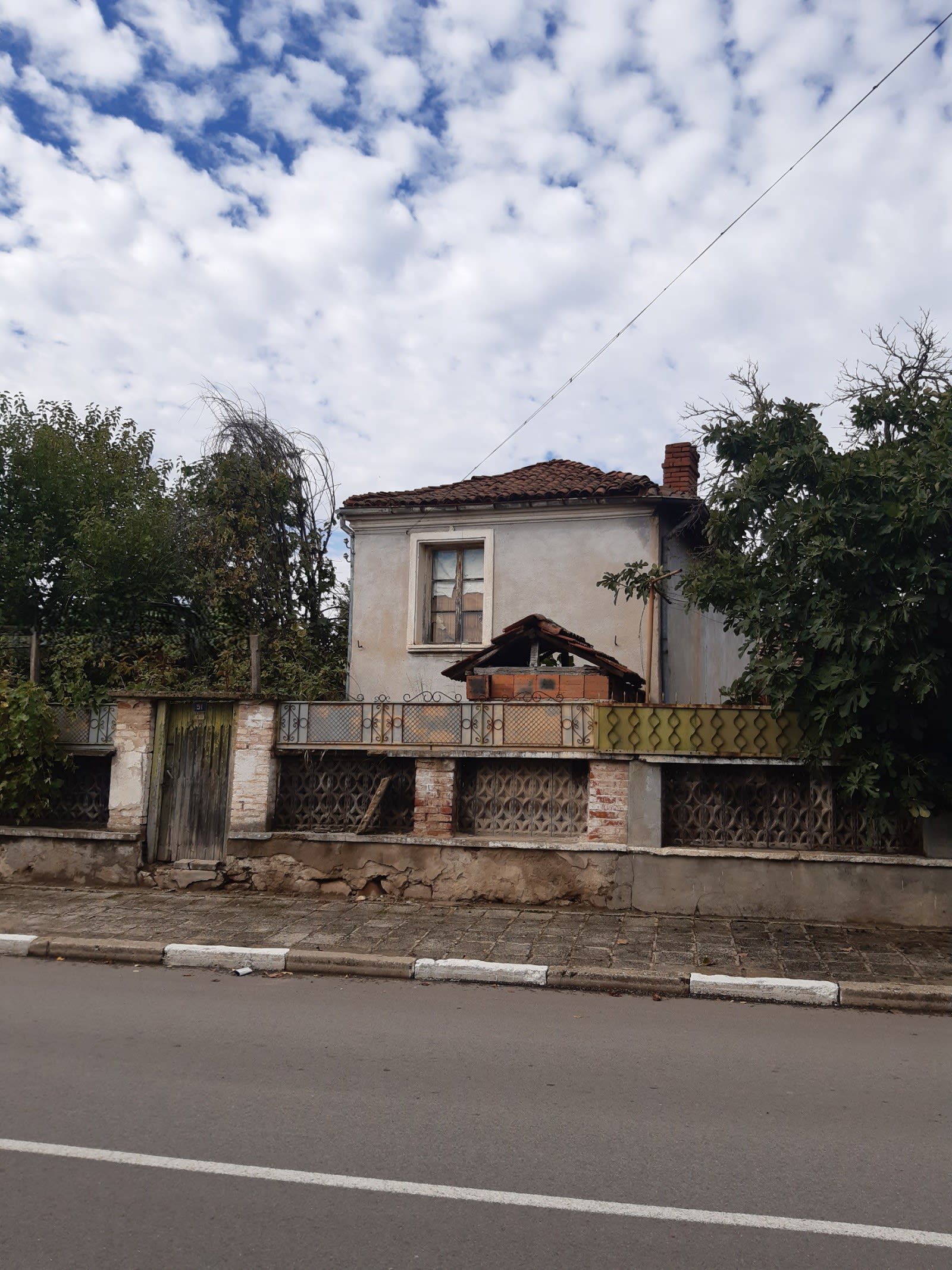 Двуетажна къща Зелениково с. Зелениково