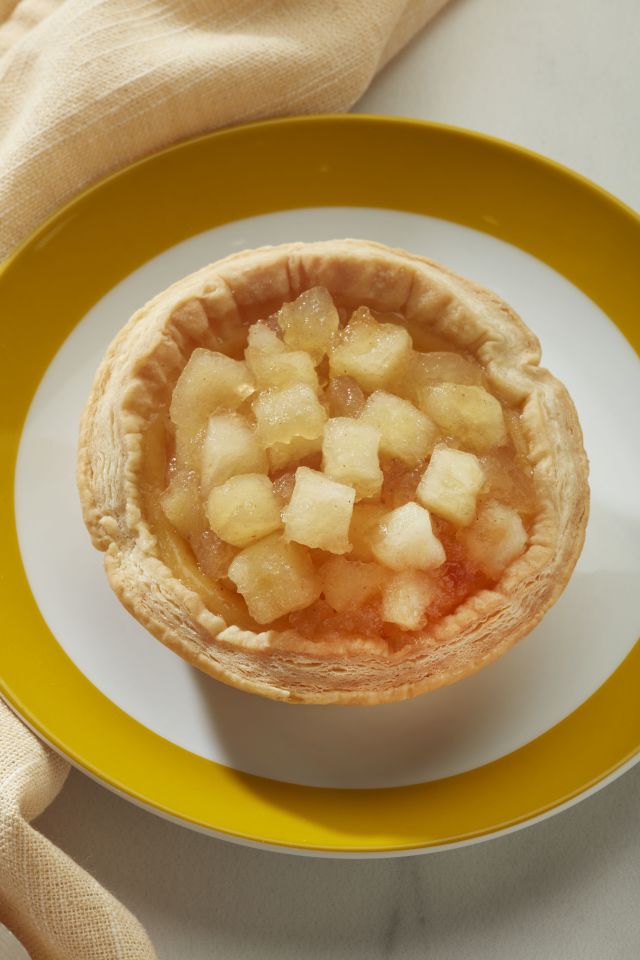 Egg Tarts with 5 Spice Apples