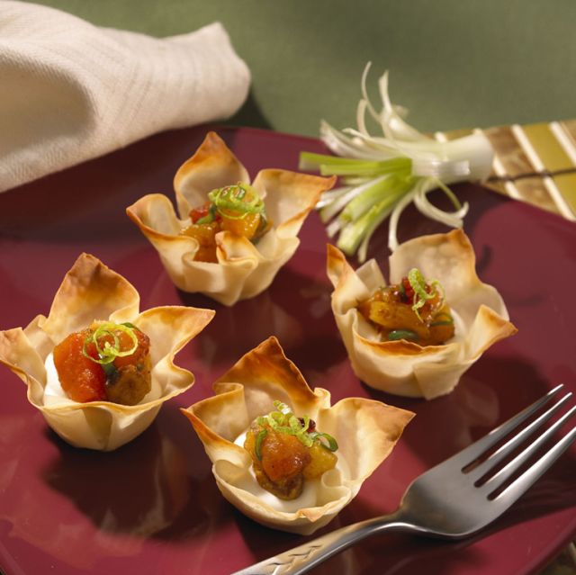 Won Ton Cups with Tropical Cream Cheese Filling and Roasted Island Relish