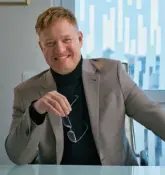 Joerg hagen s 300x300lnbxuz