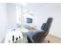 Dentalzentrum regensburg behandlungszimmerslzc81