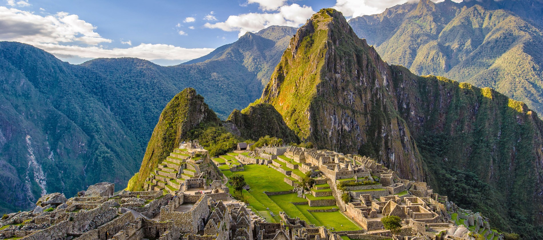 Machu Picchu - 3 Civilisations de Bâtisseurs? Machu-Picchu-Peru-shutterstock_147330281