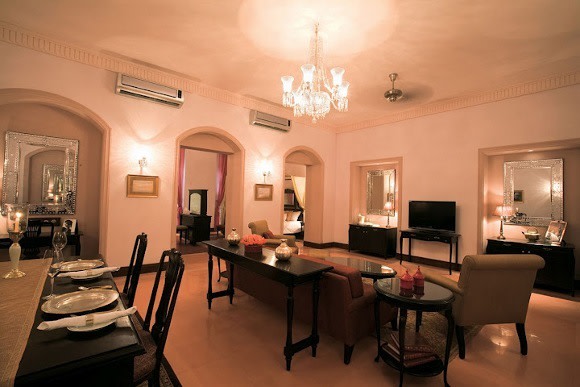 Top
10
palace and heritage hotels in India