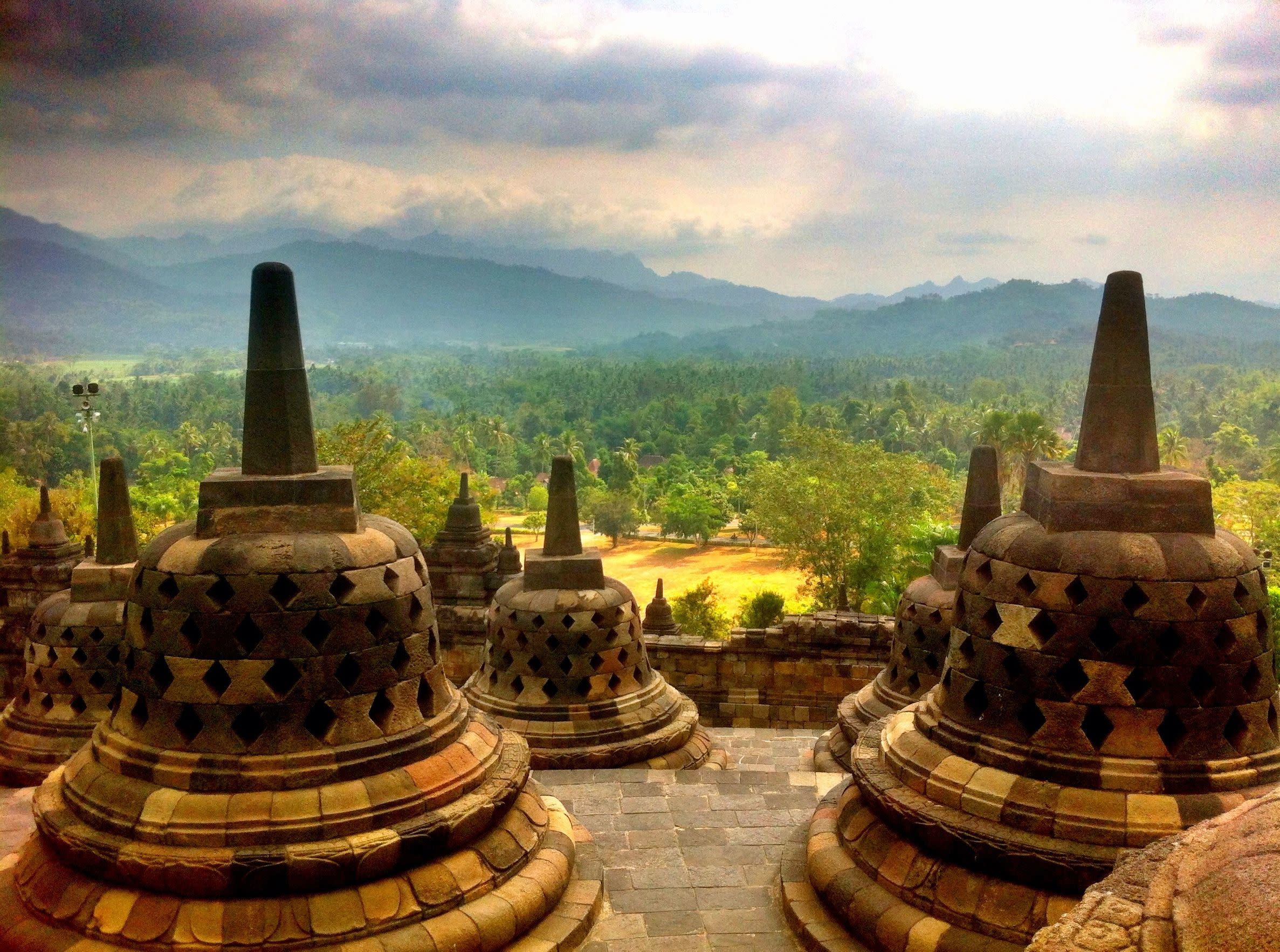 Borobudur Tours & Indonesia Trip Enchanting Travels