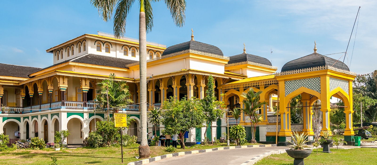 Medan Tours Custom Indonesia Tours Enchanting Travels Province) medan's harbour is belawan, 12 miles (19 km) north, on the strait of malacca. medan tours custom indonesia tours