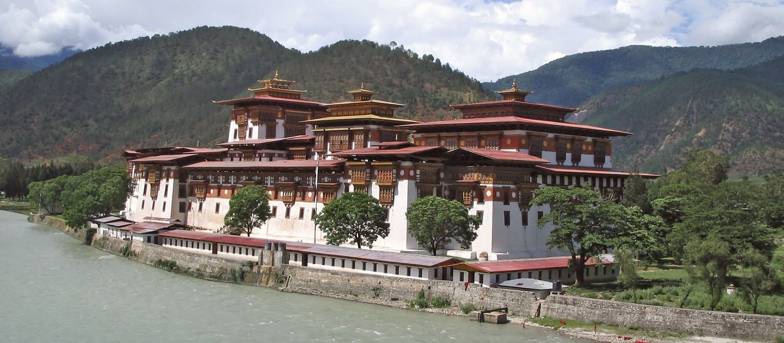 Exclusive Travel Tips for Your Destination Punakha in Bhutan