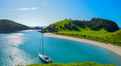 Example private tour: Road Trip: Marvels of the South Pacific Example private tour: Road Trip: Marvels of the South Pacific