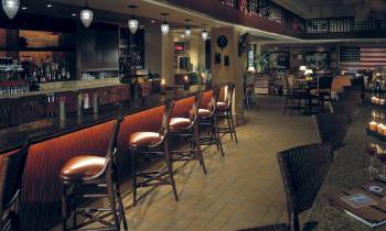 Jake's American Bar