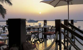 Beach Bar & Grill