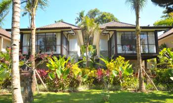 a large lawn in front of a house