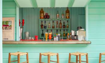 Colin's Beach Bar & Grill