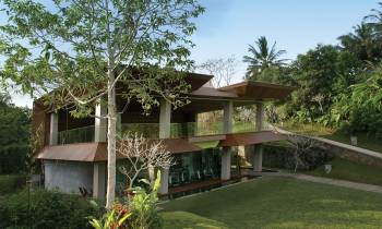a large lawn in front of a house