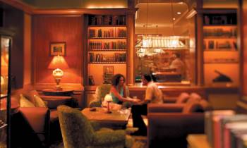 Bar and lounge area
