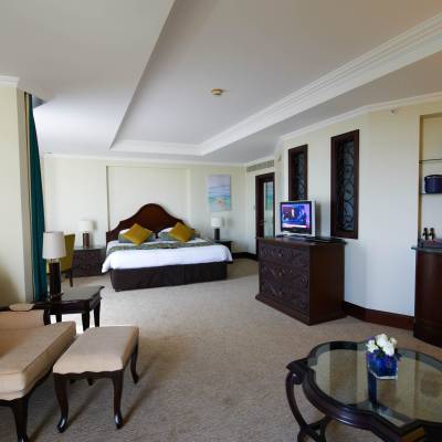 Superior Golf View Room