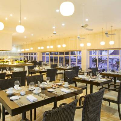 Blanc Restaurant