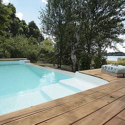 Infinity pool