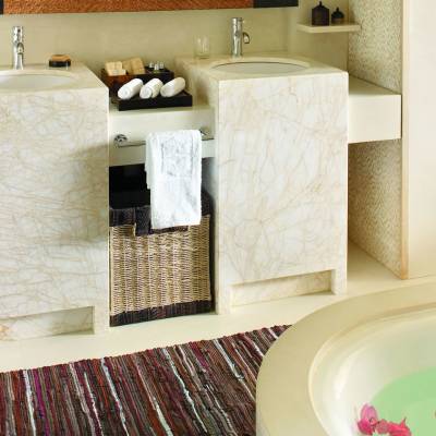 Premier Room Bathroom