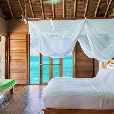 Laamu water villa with pool