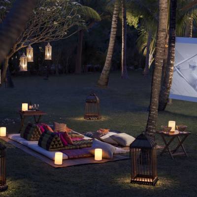 Beach cinema