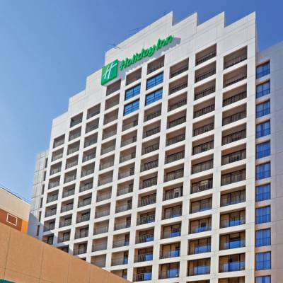 a large building