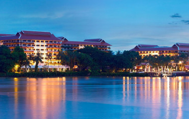 Enchanting Travels - Bangkok Tours - Anantara Bangkok Riverside Resort - exterior view