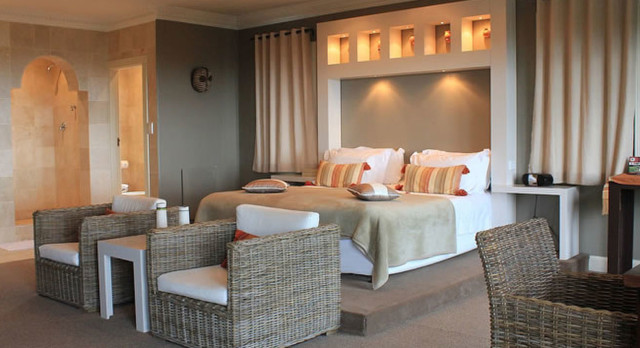 Doube room at De Tafelberg Guesthouse Hotel in Cape Town, South Africa