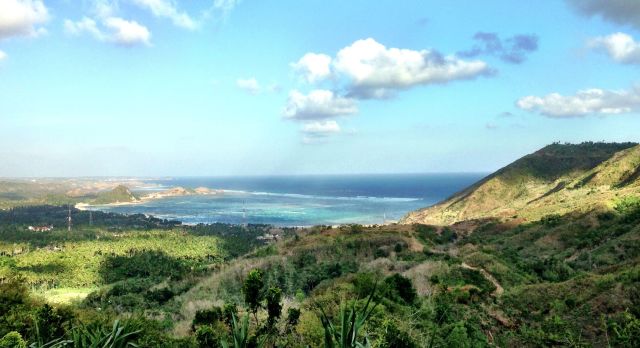 Auf Lombok erwarten Sie sattgrüne Landschaften und zauberhafte Ausblicke