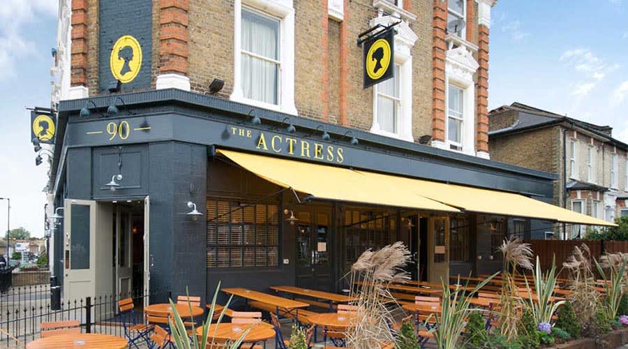 The Actress, Pet Friendly Pub in South London