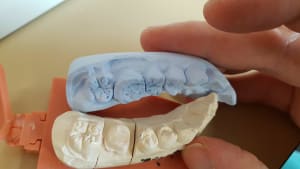 28583964 10155088073582117 1426918918 o difbpy - Eugenol