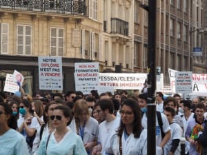 Pessoa zcbmxo - Eugenol